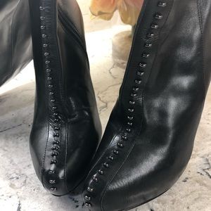 ‼️SOLD‼️Boots shoes